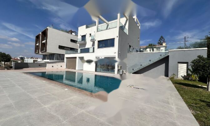 5 Bedroom For Sale Villa in Limassol, Paniotis area