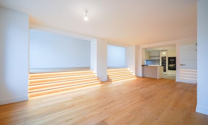 Townhouse 4 bedrooms for sale in Itzig