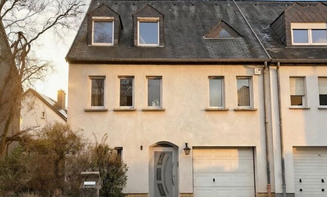 Semi-detached house 6 bedrooms for sale in Bertrange