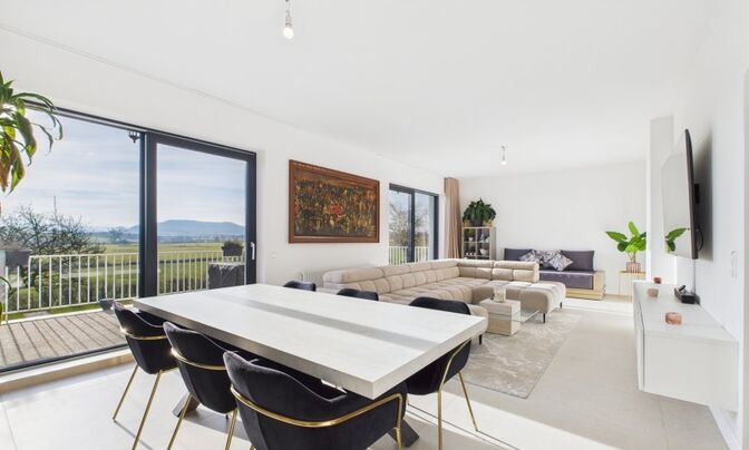 House 3 bedrooms for sale in Huncherange