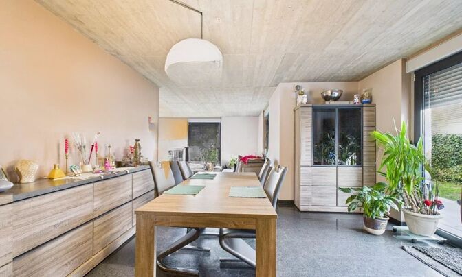 Detached house 5 bedrooms for sale in Scheidgen