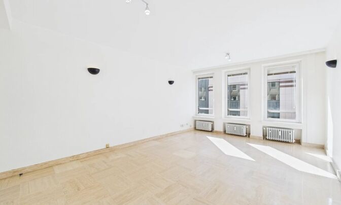 Apartment 1 bedroom for sale in Luxembourg-Limpertsberg