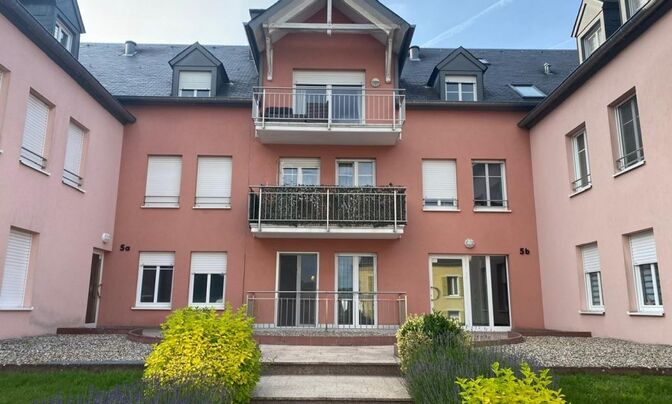 Apartment 2 bedrooms for sale in Hobscheid
