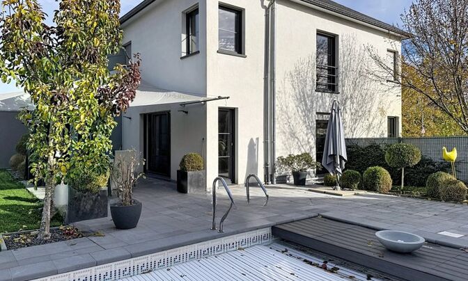 Detached house 5 bedrooms for sale in Gonderange