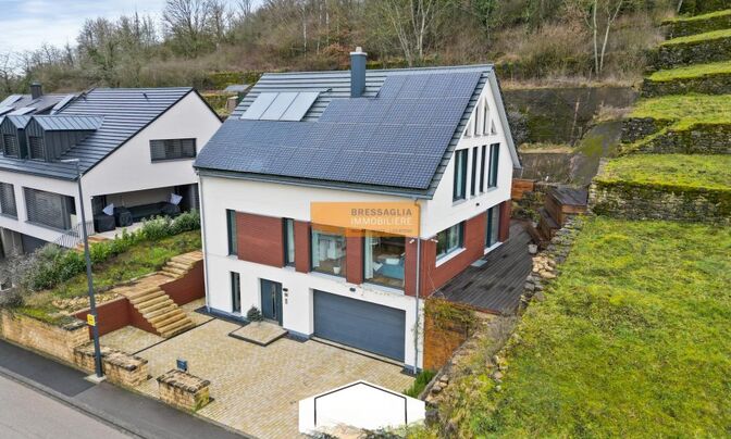 Detached house 5 bedrooms for sale in Gostingen