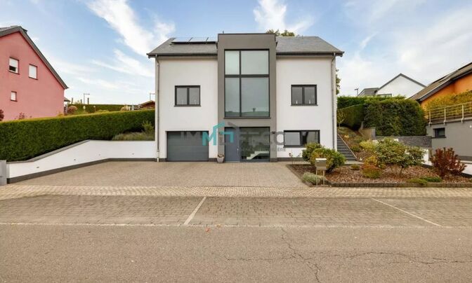 Detached house 6 bedrooms for sale in Troisvierges