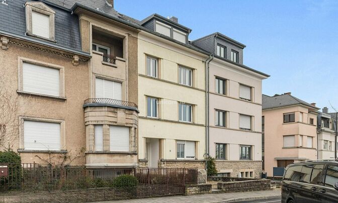Apartment 1 bedroom for sale in Luxembourg-Limpertsberg
