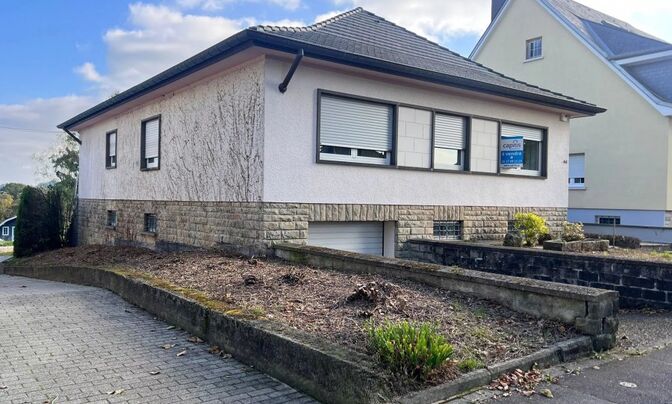 Detached house 4 bedrooms for sale in Dudelange