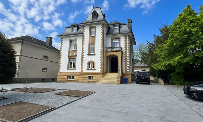 Detached house 5 bedrooms for sale in Helmsange