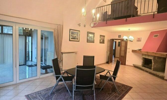 House 4 bedrooms for sale in Grosbous