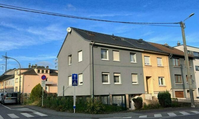 House 7 bedrooms for sale in Belvaux