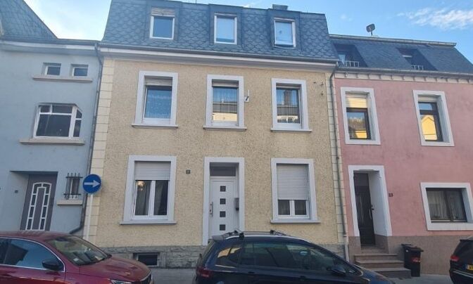 Semi-detached house 5 bedrooms for sale in Luxembourg-Bonnevoie