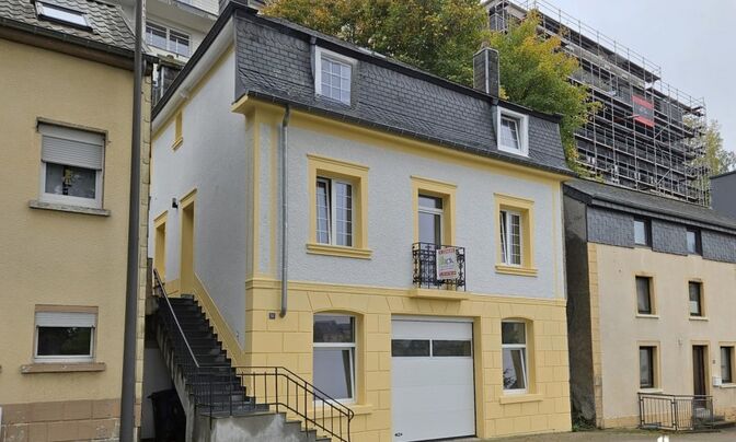 Detached house 4 bedrooms for sale in Wiltz