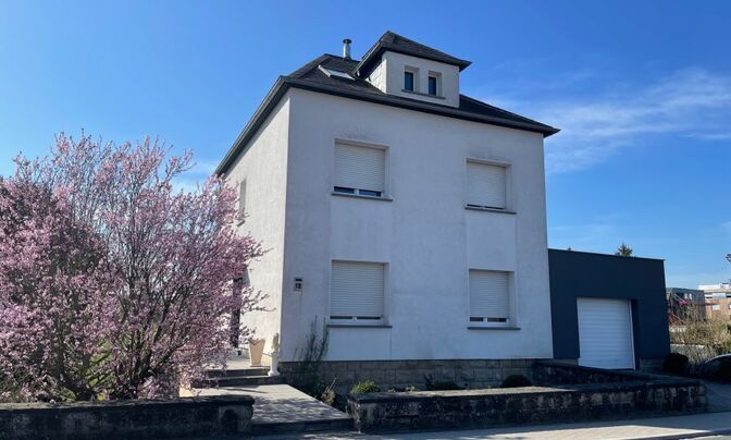 Detached house 4 bedrooms for sale in Wecker