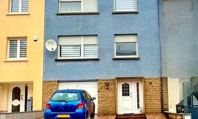 Detached house 4 bedrooms for sale in Belvaux