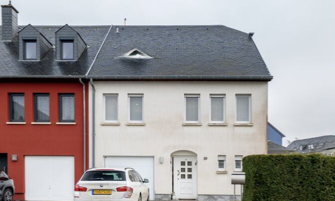 Semi-detached house 5 bedrooms for sale in Bertrange