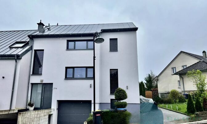 Semi-detached house 3 bedrooms for sale in Moutfort