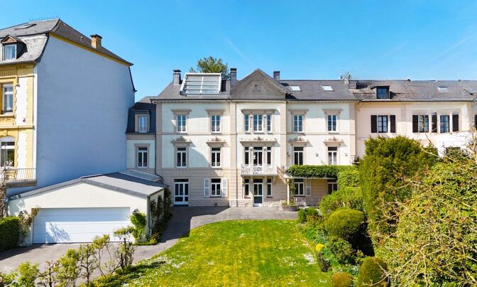 Townhouse 5 bedrooms for sale in Remich