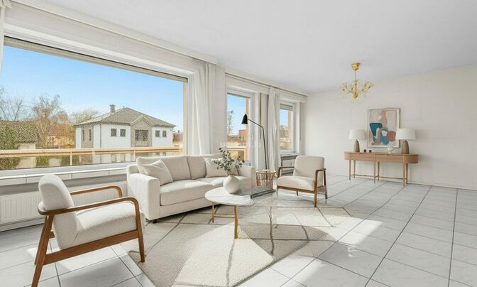 Duplex 4 bedrooms for sale in Bertrange