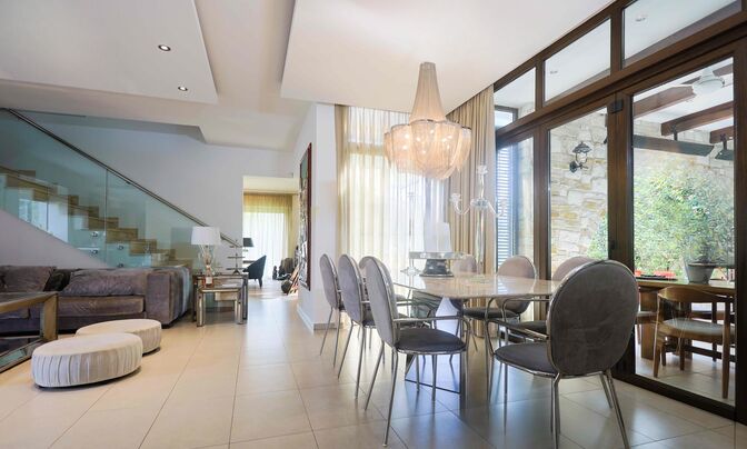 4 Bedrooms Detached house For sale in Kamares, Larnaca