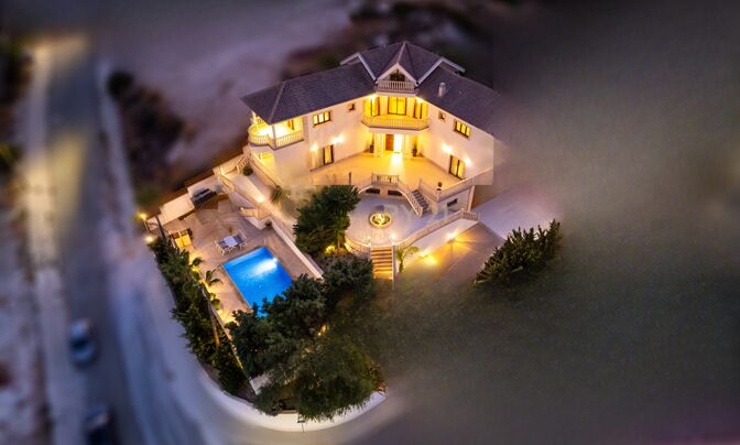 6 Bedroom Villa For Sale in Mouttagiaka, Limassol