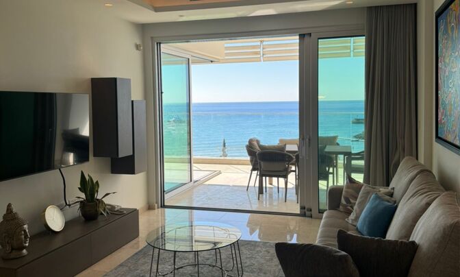 2271931 - Apartment For sale, Pyrgos, 120 sq.m., €1,900,000