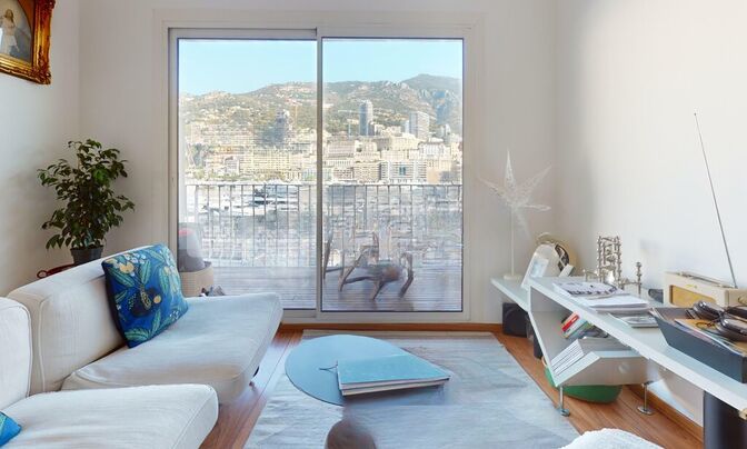 Apartment Monaco, Port