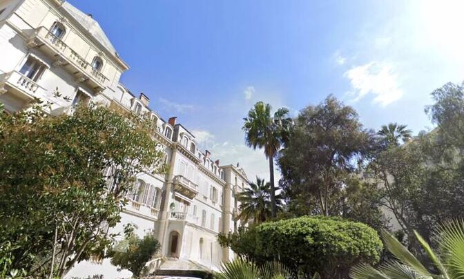 Apartment Cannes California