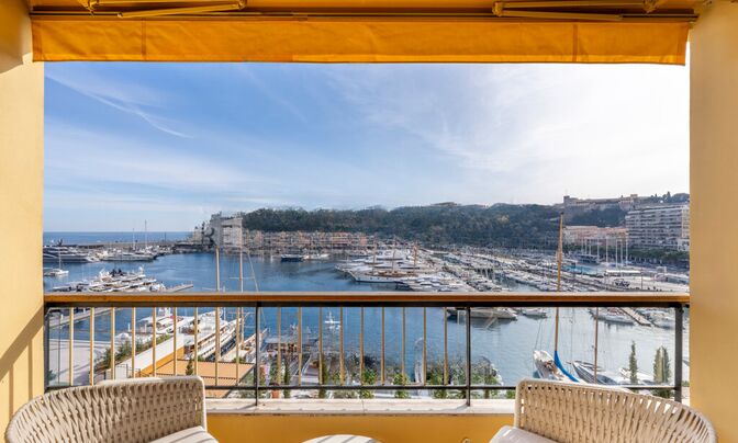 Apartment Monaco, Port