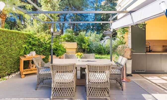 Apartment Cannes République