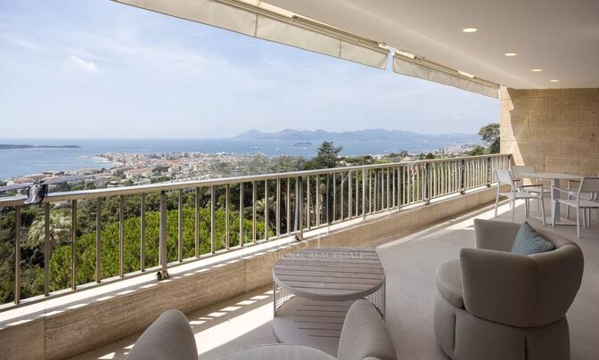 Apartment Cannes California