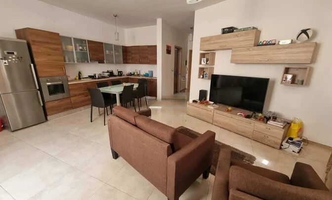 Sliema Shores Apartment
