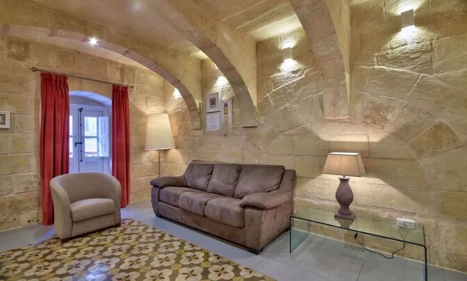 Central Valletta Apartment