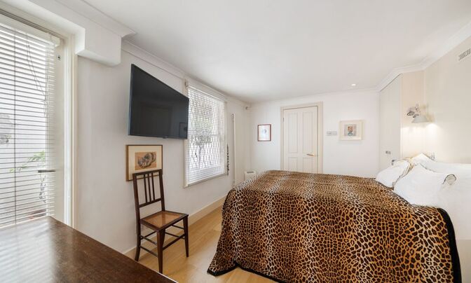 Tetcott Road, Chelsea