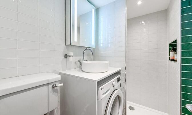 Elizabeth Avenue, Islington