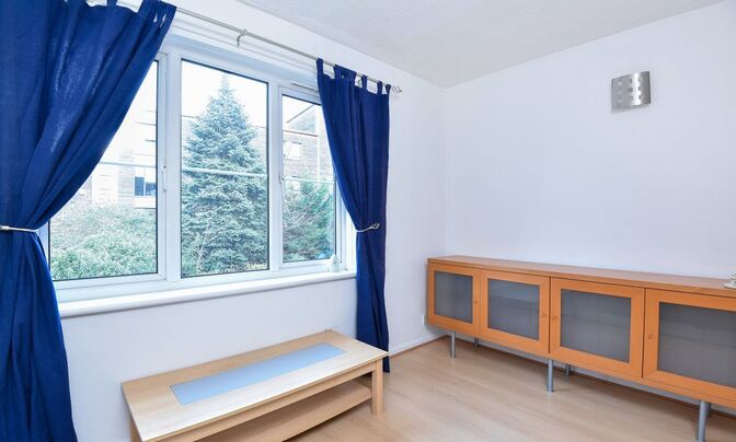 Heddington Grove, Holloway