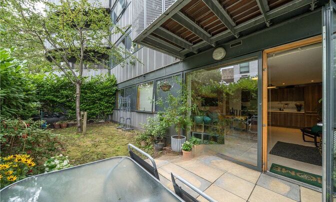 Time House, 71 Plough Road