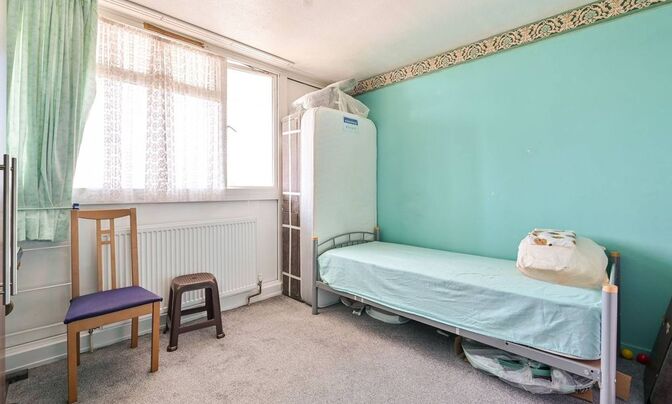 Deverell Street, Borough