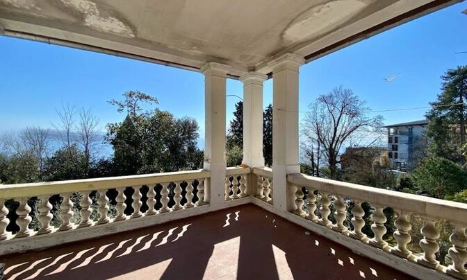 Трёхкомнатная квартира в центре Опатии