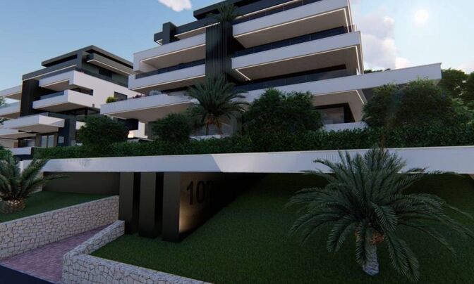 Четырехкомнатная квартира Центр