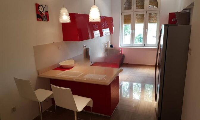 Трёхкомнатная квартира, Центр