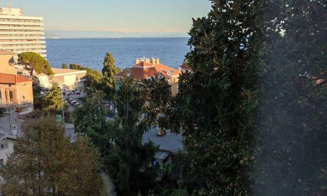 Трехкомнатная квартира Центр