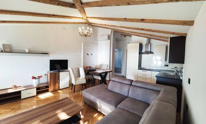 Двухкомнатная квартира в центре Опатии