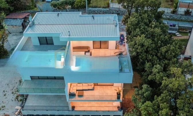 Многоквартирный дом Побри