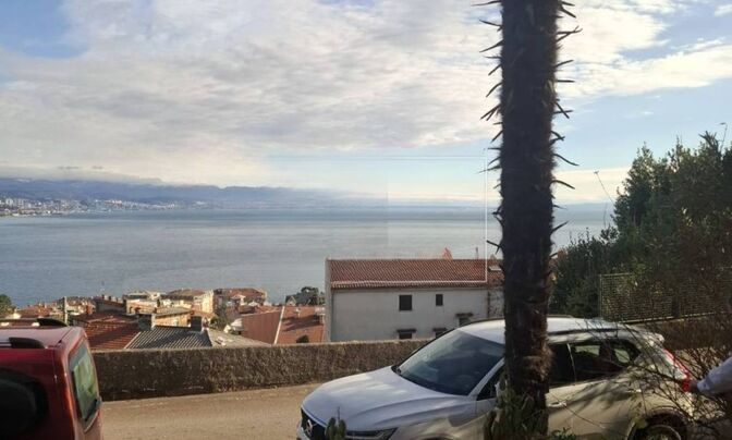 Двухкомнатная квартира Зора