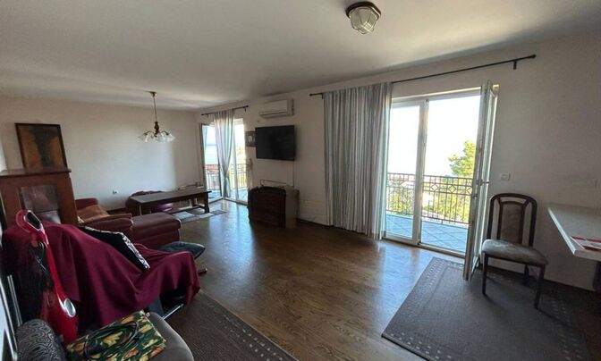 Трехкомнатная квартира Ичичи