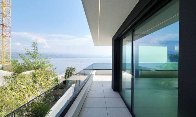 Четырехкомнатная квартира в центре Опатии