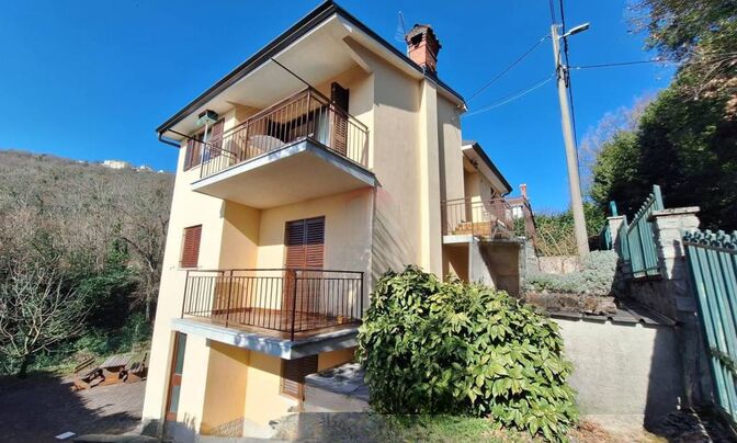 Семейный дом Побри, Опатия