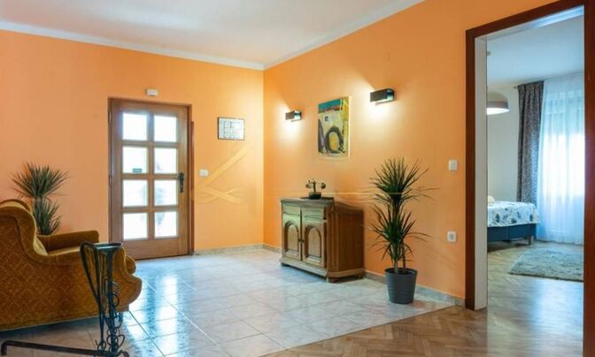 Четырехкомнатная Квартира В Центре