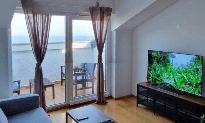 Трехкомнатная квартира Побри